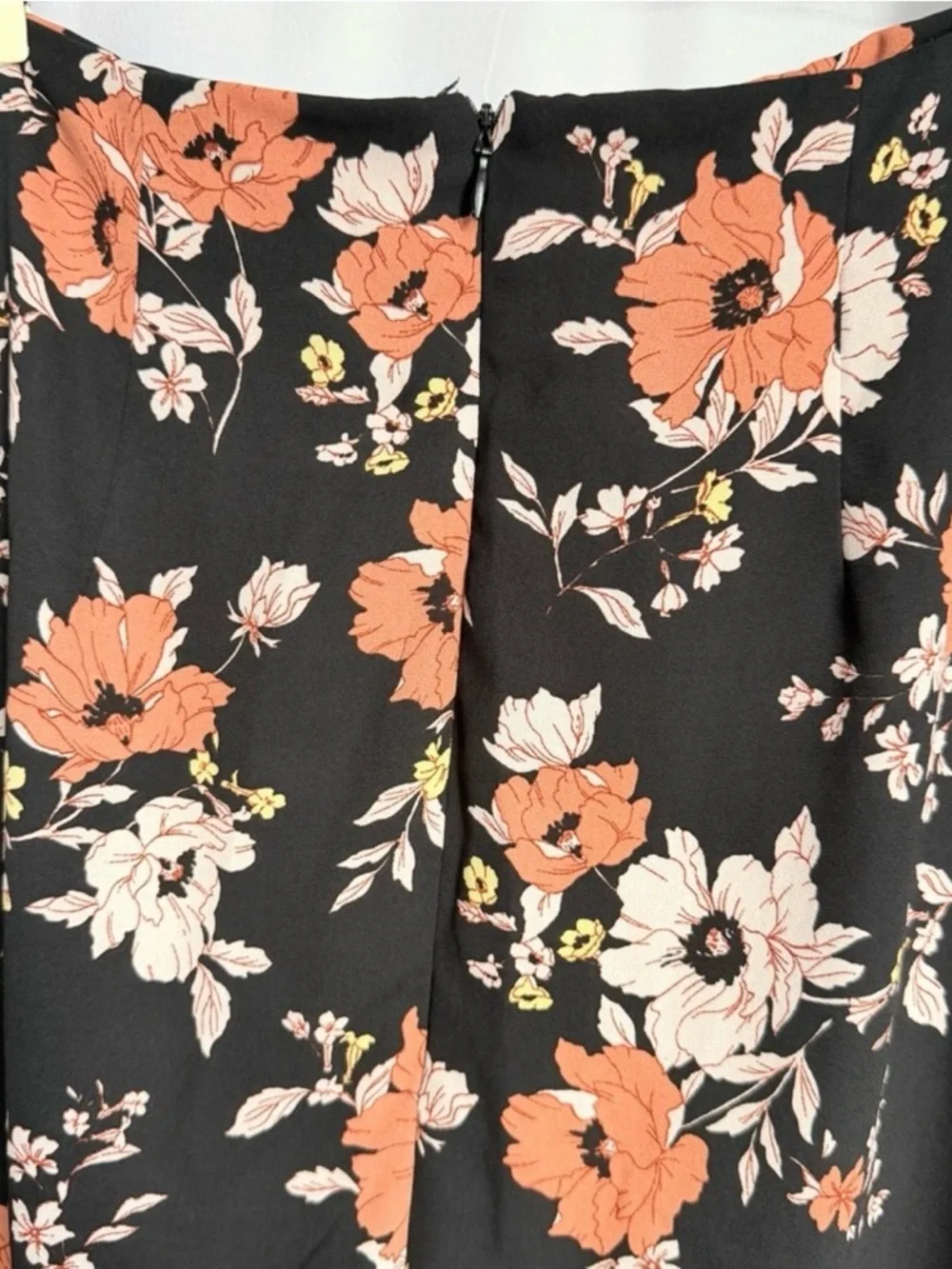 Forever 21 Black and Peach Floral Maxi Skirt with Leg Slit, Women’s Medium - Picture 5 of 8